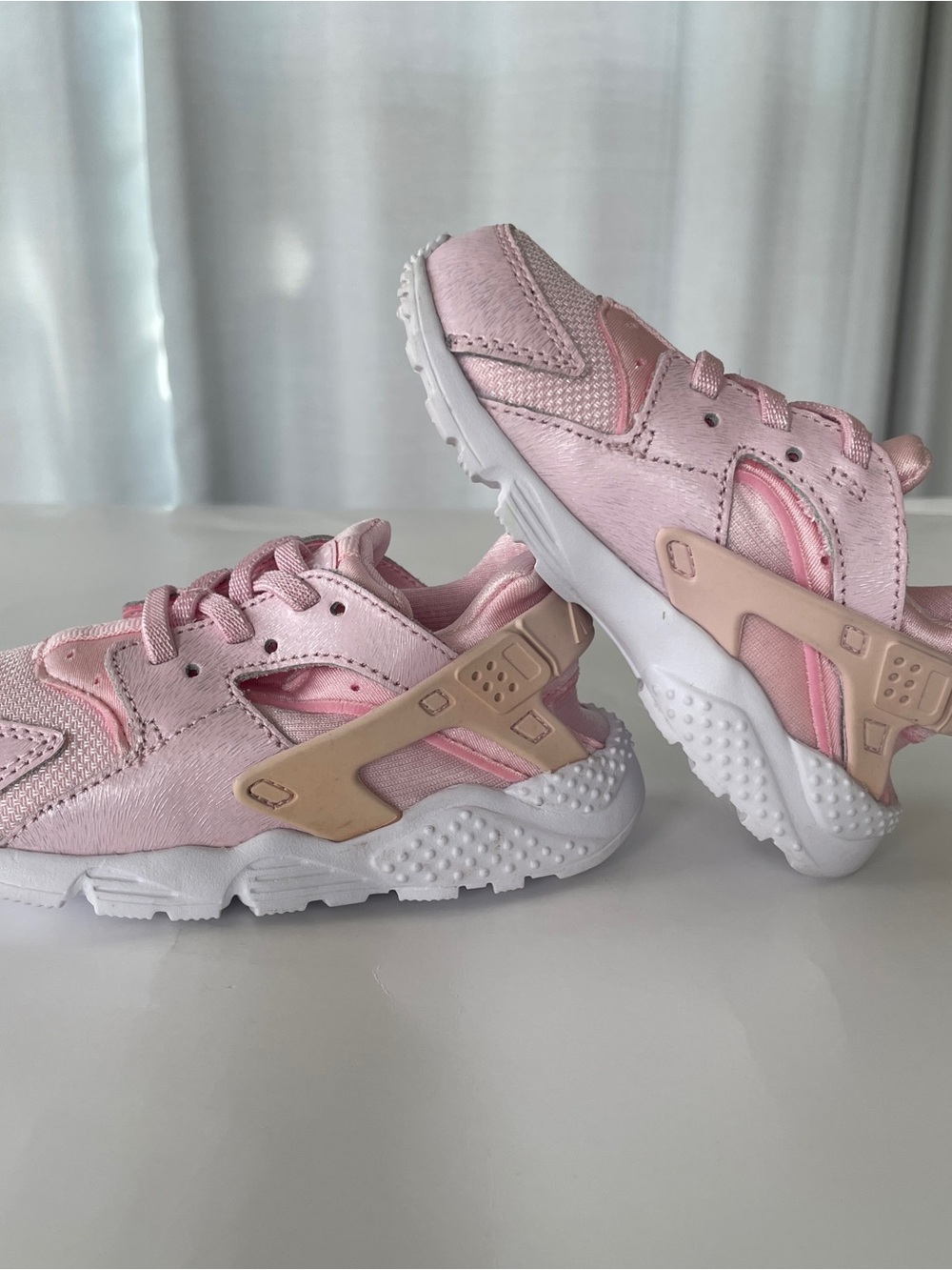Nike Huarache Run SE TD 'Prism Pink Sz 8C